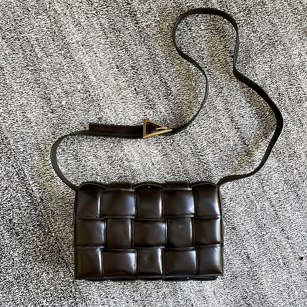 Bottega Veneta padded cassette bag 💼